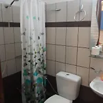 Nikol Koutsoupia Daire Kókkinon Nerón