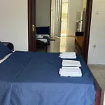 Nikol Koutsoupia Apartamento *