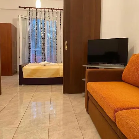 Homestay Nikol Koutsoupia Kokkino Nero