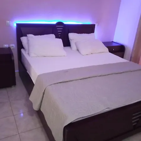 Homestay Nikol Koutsoupia Kokkino Nero